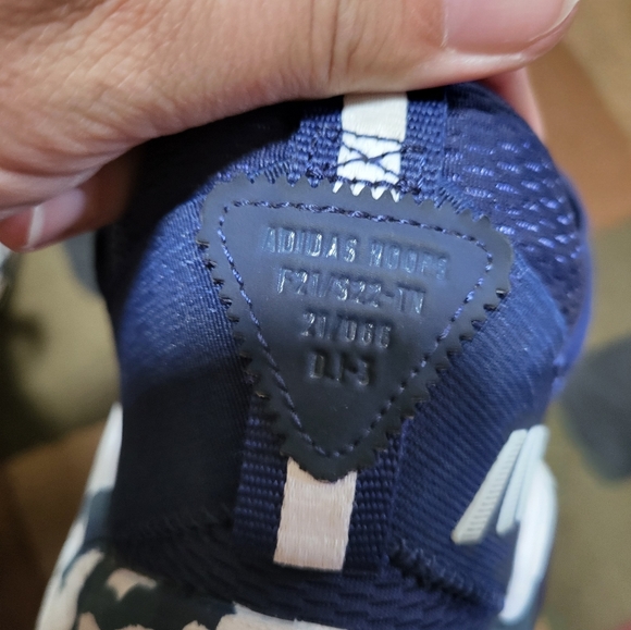 Adidas D.O.N Issue #3 Navy Basketball Sneakers Size 8 - Picture 2 of 9